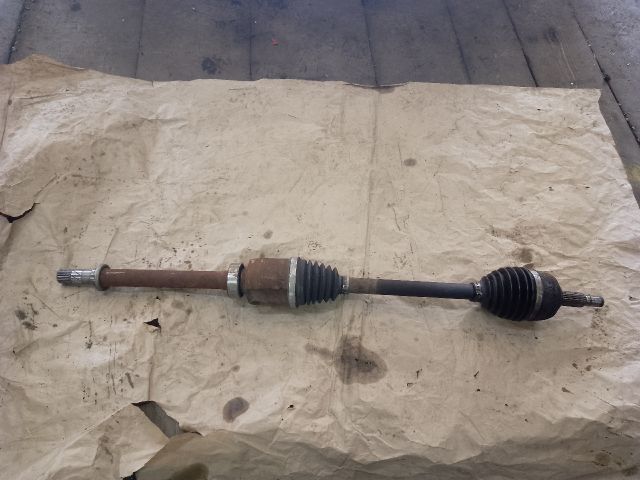 bontott DACIA DUSTER Jobb Féltengely