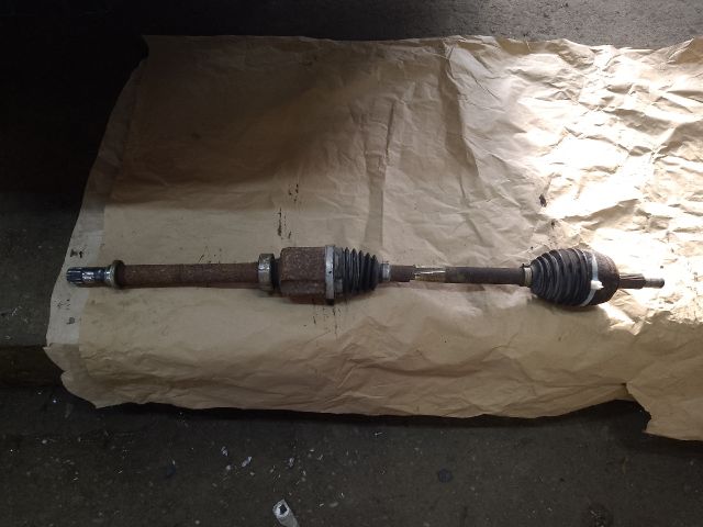 bontott DACIA DUSTER Jobb Féltengely