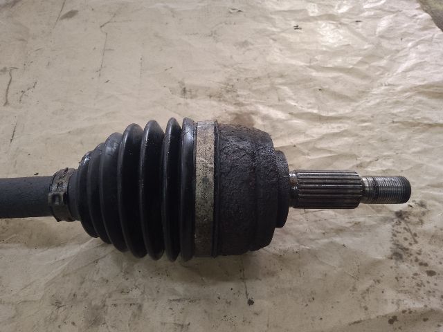 bontott DACIA DUSTER Jobb Féltengely