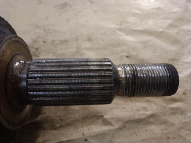 bontott DACIA DUSTER Jobb Féltengely