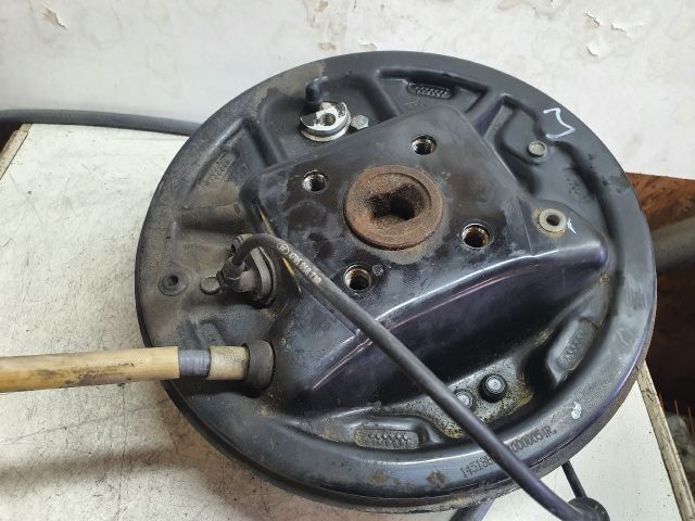 bontott DACIA DUSTER Jobb hátsó Kerékagy