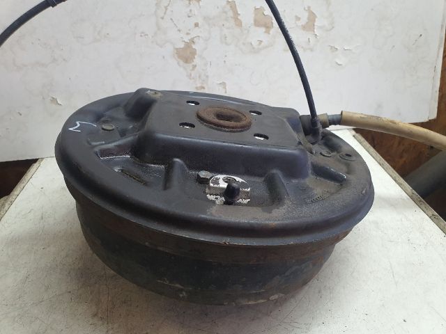 bontott DACIA DUSTER Jobb hátsó Kerékagy