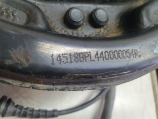 bontott DACIA DUSTER Jobb hátsó Kerékagy