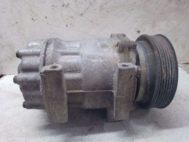 bontott DACIA DUSTER Klímakompresszor