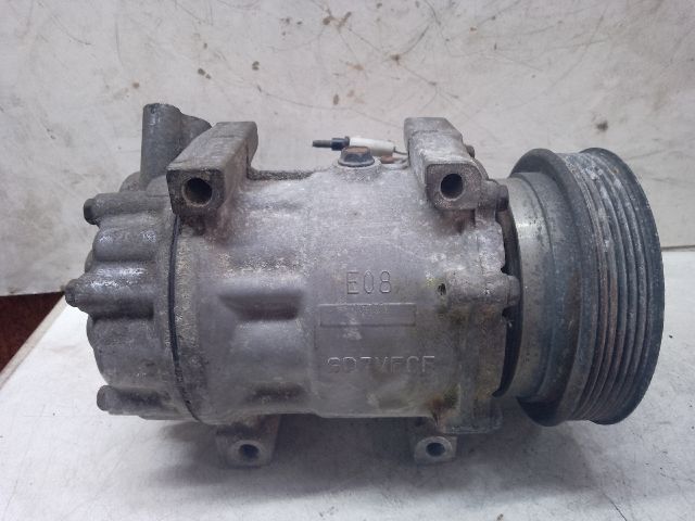 bontott DACIA DUSTER Klímakompresszor