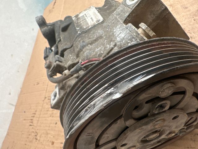 bontott DACIA DUSTER Klímakompresszor