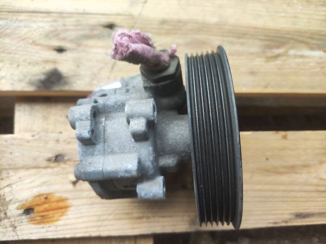 bontott DACIA DUSTER Kormányszervó Motor (Hidraulikus)