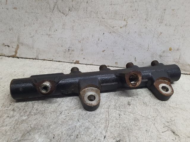 bontott DACIA DUSTER Közösnyomócső