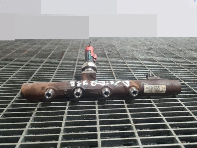 bontott DACIA DUSTER Közösnyomócső