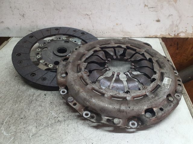 bontott DACIA DUSTER Kuplung Szett (Szerkezet, Tárcsa)