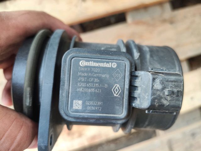 bontott DACIA DUSTER Légtömegmérő