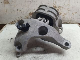 bontott DACIA DUSTER Motor Tartó Bak (Fém)