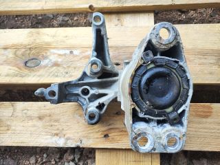 bontott DACIA DUSTER Motor Tartó Bak (Fém)