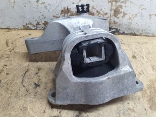 bontott DACIA DUSTER Motor Tartó Bak (Fém)