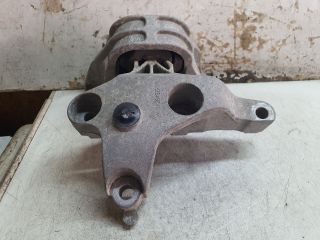 bontott DACIA DUSTER Motor Tartó Bak (Fém)