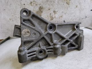 bontott DACIA DUSTER Motor Tartó Bak (Fém)