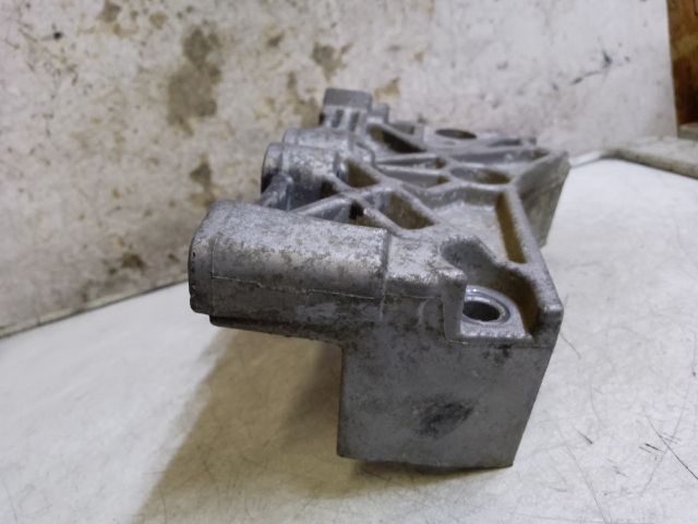 bontott DACIA DUSTER Motor Tartó Bak (Fém)