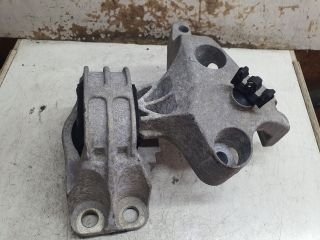 bontott DACIA DUSTER Motor Tartó Bak (Fém)