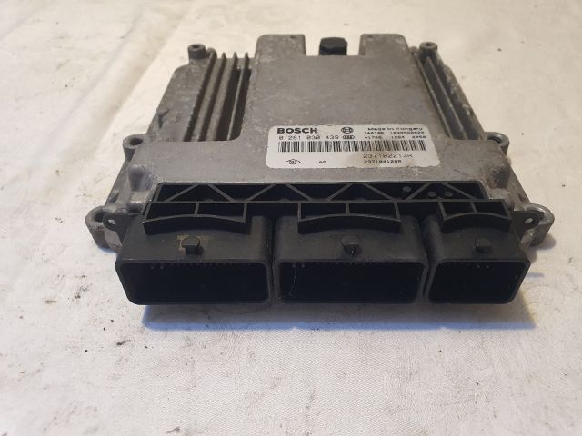 bontott DACIA DUSTER Motorvezérlő