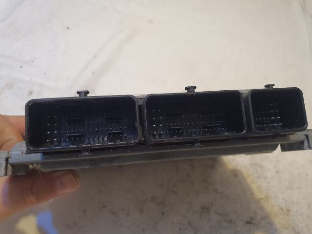 bontott DACIA DUSTER Motorvezérlő