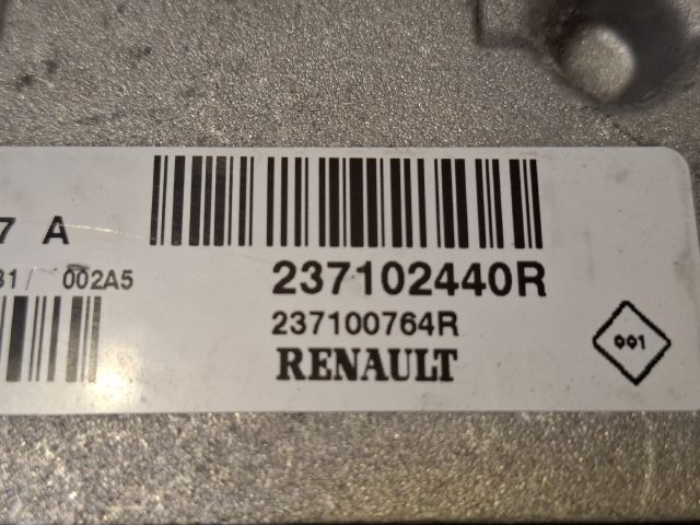 bontott DACIA DUSTER Motorvezérlő