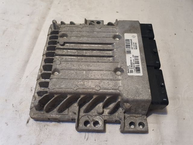 bontott DACIA DUSTER Motorvezérlő