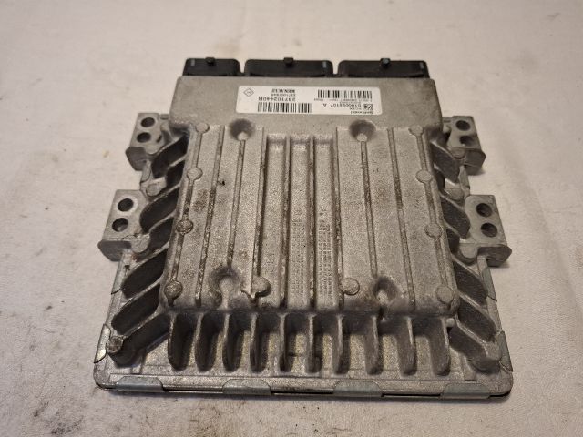 bontott DACIA DUSTER Motorvezérlő