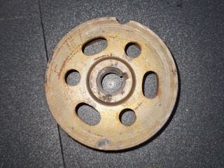 bontott DACIA DUSTER Nagynyomású Szivattyú Bordáskerék / Lánckerék