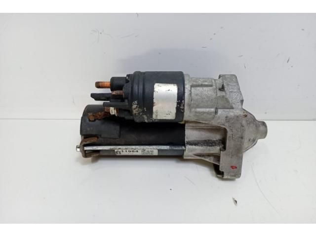 bontott DACIA DUSTER Önindító