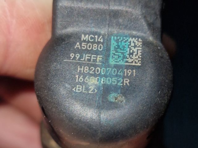 bontott DACIA DUSTER Porlasztó (1 db)