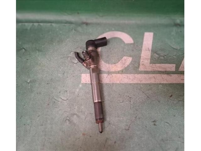 bontott DACIA DUSTER Porlasztó (1 db)