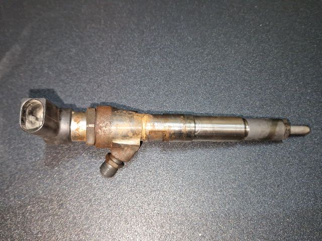 bontott DACIA DUSTER Porlasztó (1 db)