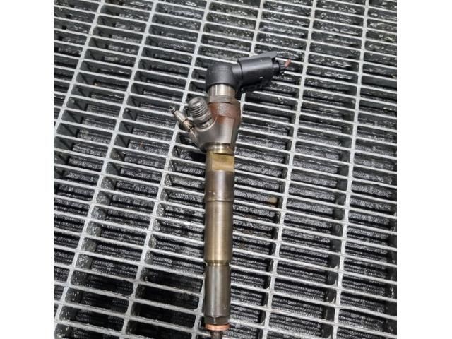 bontott DACIA DUSTER Porlasztó (1 db)