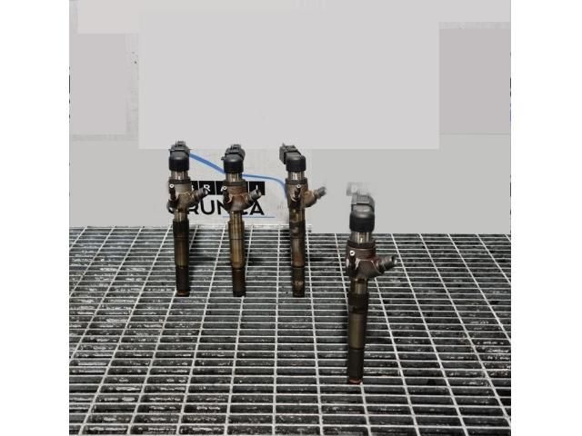 bontott DACIA DUSTER Porlasztó (1 db)