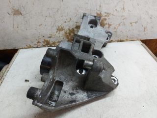 bontott DACIA DUSTER Szervó Tartó Bak Szíjfeszítővel