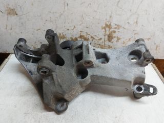 bontott DACIA DUSTER Szervó Tartó Bak Szíjfeszítővel