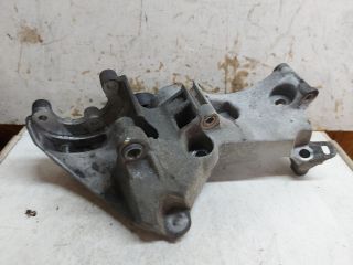 bontott DACIA DUSTER Szervó Tartó Bak Szíjfeszítővel