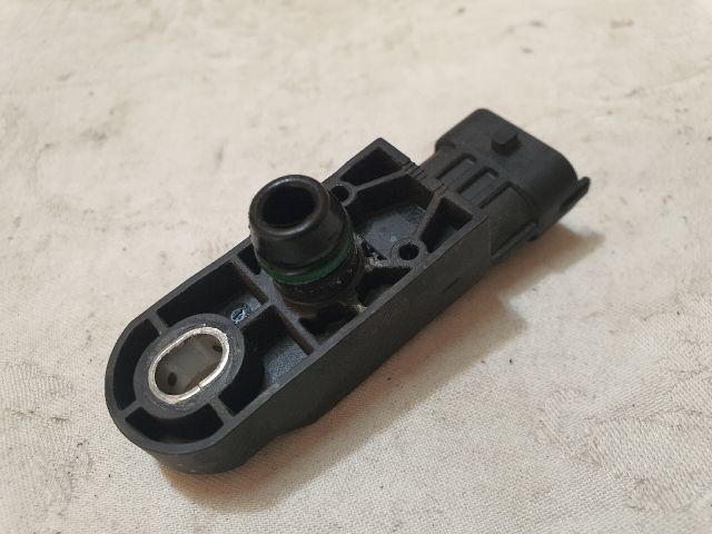 bontott DACIA DUSTER Szívócső Nyomásérzékelő