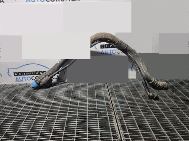 bontott DACIA DUSTER Tankbetöltő Cső (Fém)