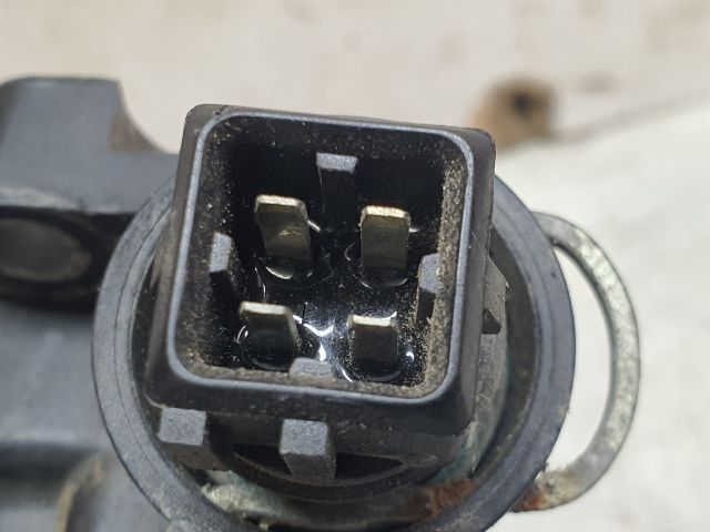 bontott DACIA DUSTER Termosztátház