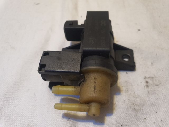 bontott DACIA DUSTER Turbó Vákum Szelep