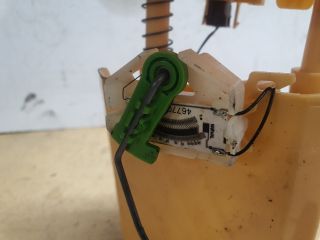 bontott DACIA DUSTER Üzemanyagszint Jeladó