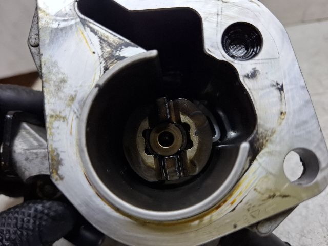 bontott DACIA DUSTER Vákumpumpa