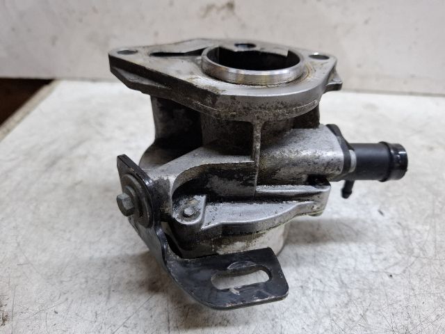 bontott DACIA DUSTER Vákumpumpa