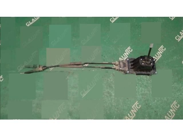 bontott DACIA DUSTER Váltó Kulissza