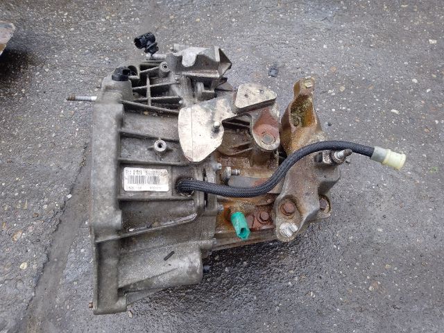 bontott DACIA DUSTER Váltó (Mechanikus)