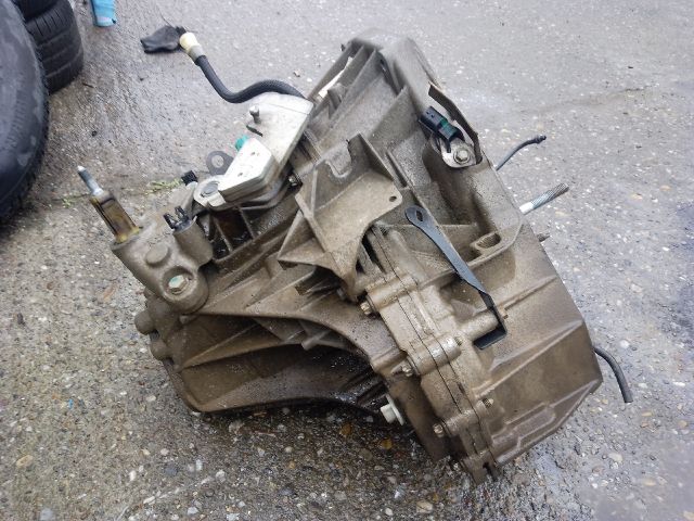 bontott DACIA DUSTER Váltó (Mechanikus)