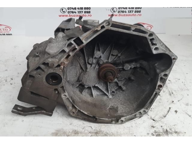 bontott DACIA DUSTER Váltó (Mechanikus)