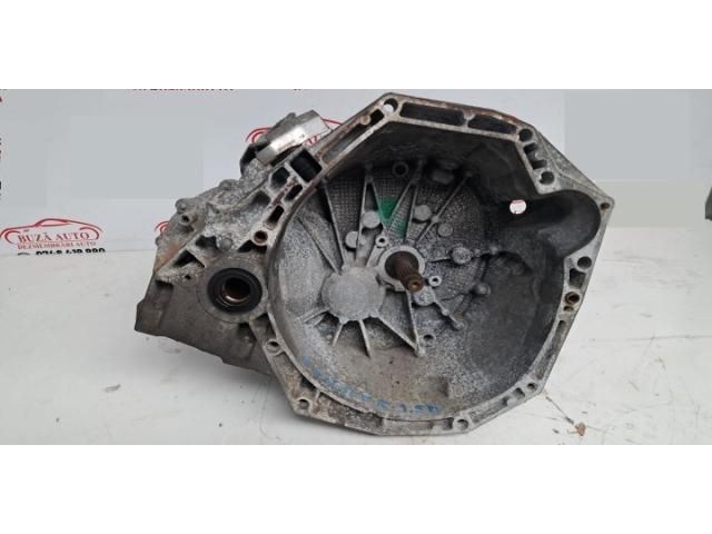 bontott DACIA DUSTER Váltó (Mechanikus)