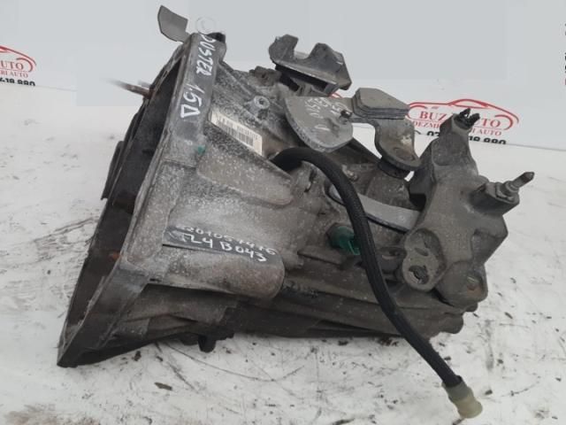 bontott DACIA DUSTER Váltó (Mechanikus)